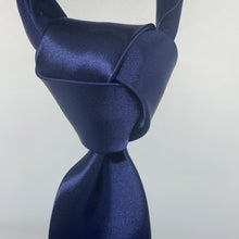 Load image into Gallery viewer, Trinity Knot - Navy
