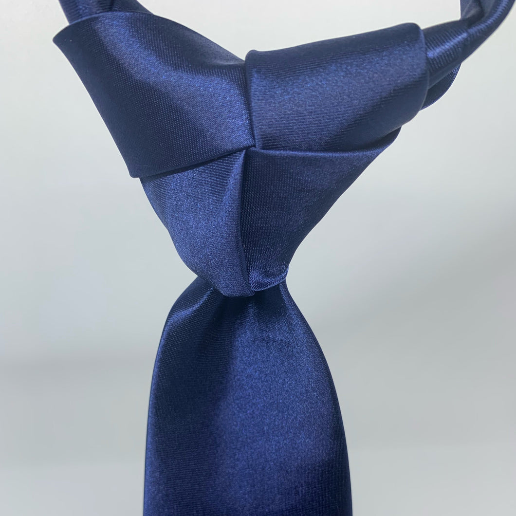 Truelove or Pinwheel Knot - Navy